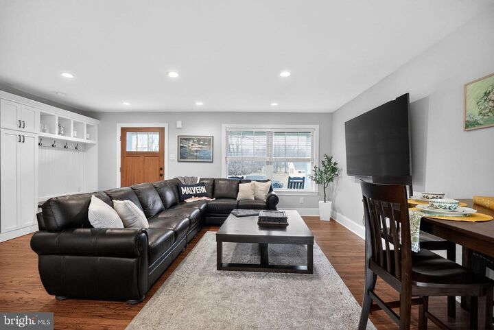 Property Photo: 5 Long Lane PA 19355