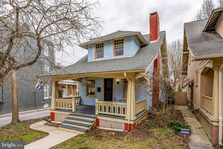 Property Photo:  833 S Beaver Street  PA 17403 