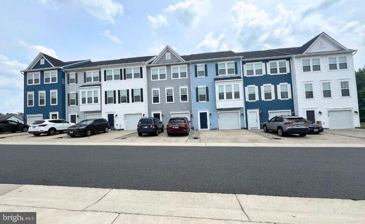 Property Photo:  12113 Bowling Farm Court  VA 22407 