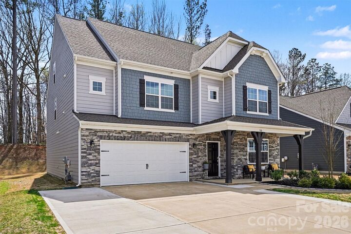 Property Photo: 310 Hamptons Cove Road NC 28166