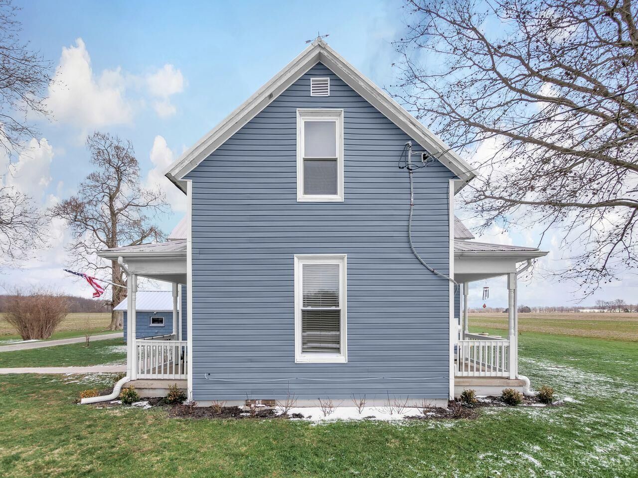 Property Photo:  901 Oak Grove Road  OH 45146 