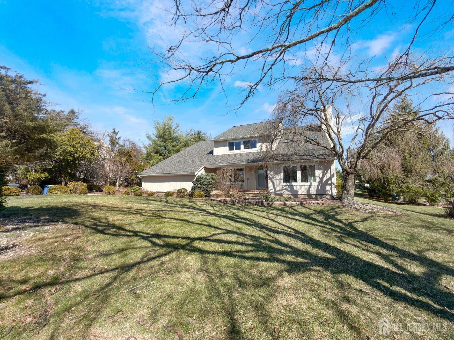 Property Photo:  592 Cabot Hill Road  NJ 08807 