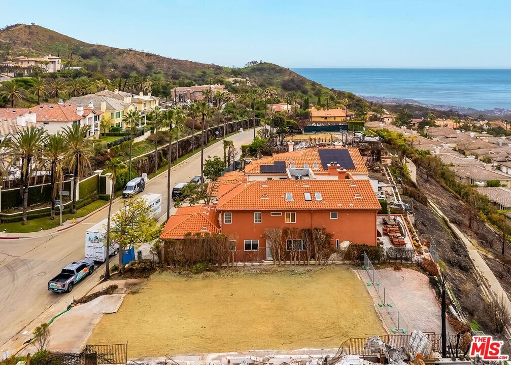 Property Photo: 1648 Chastain Pkwy CA 90272