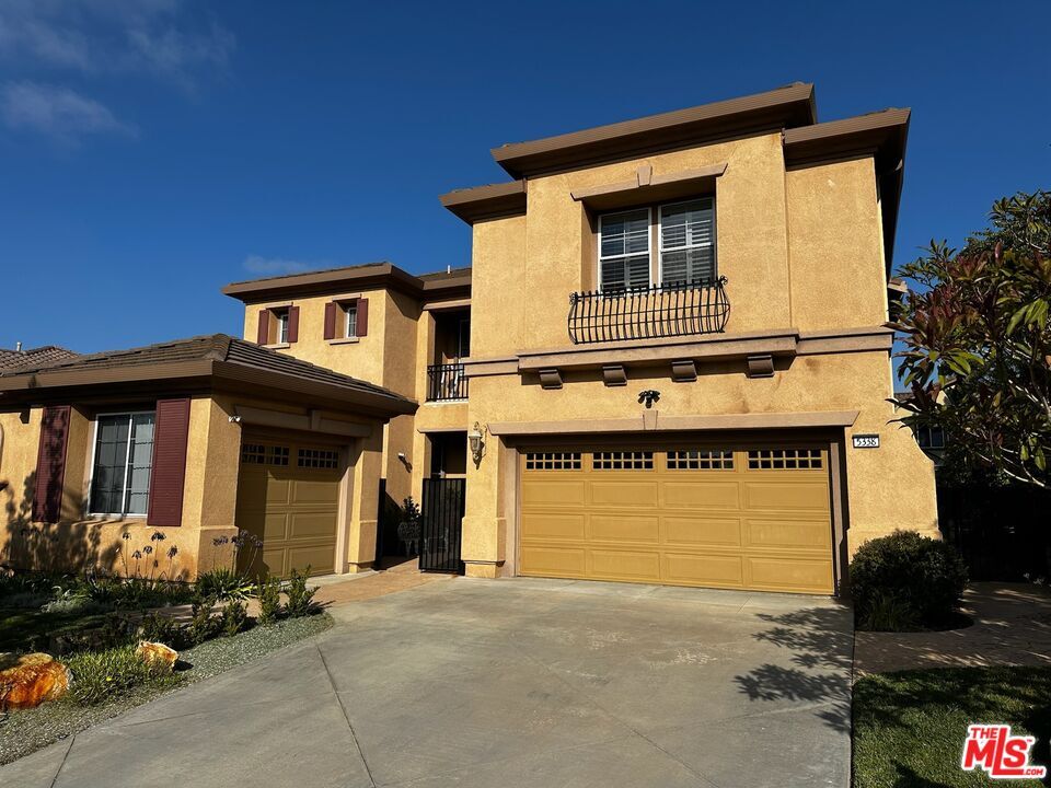 Property Photo:  5338 Via Dolores  CA 91320 
