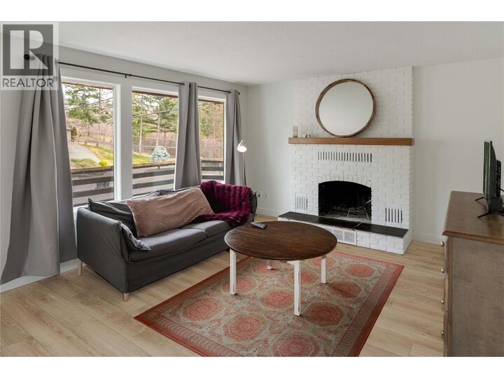 Property Photo: 10544 Bonnie Drive BC V4V 1W1
