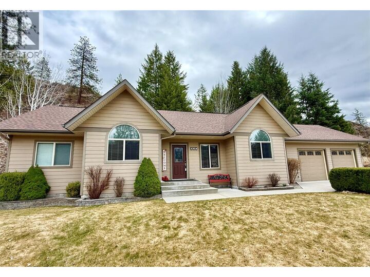 Property Photo: 355 Prospect Drive BC V0H 1H2