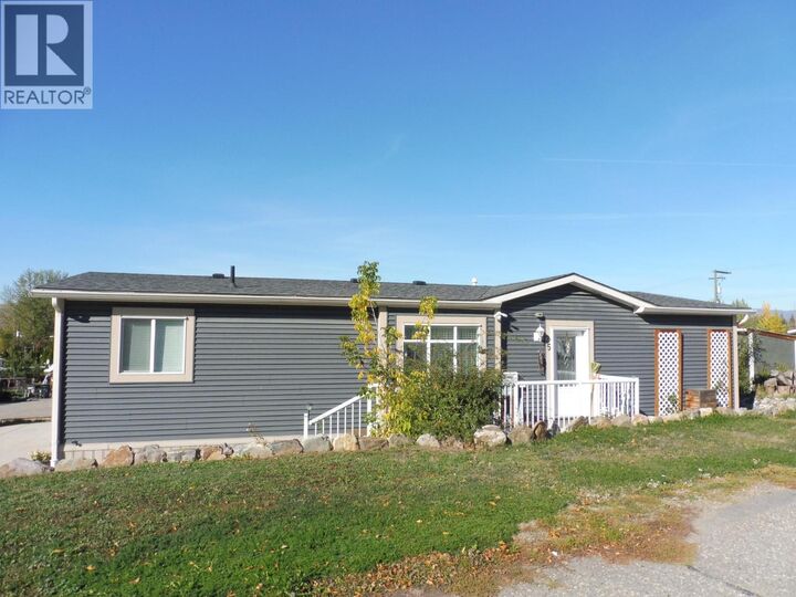 1600 43 Avenue 25 — photo 1