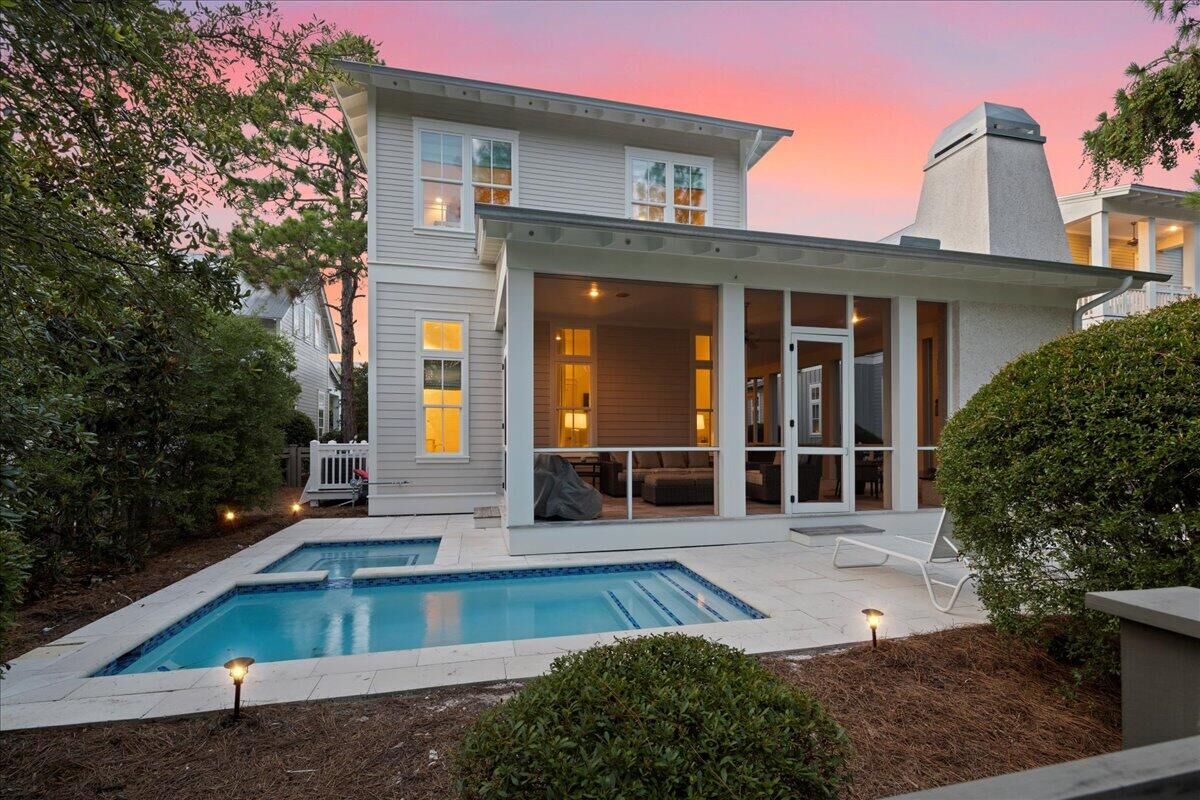 Property Photo:  172 E Royal Fern Way  FL 32459 