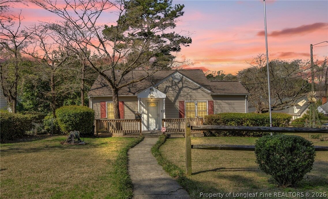 Property Photo: 611 Glenville Avenue NC 28303