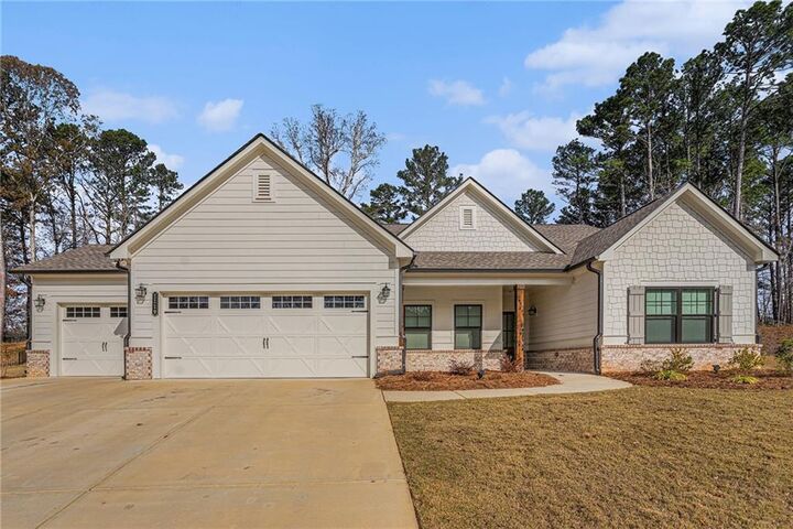 Property Photo:  1119 Heights View Way  GA 30655 