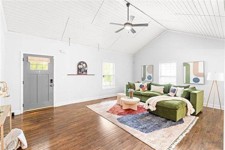 Property Photo:  195 Laurel Avenue SW  GA 30314 