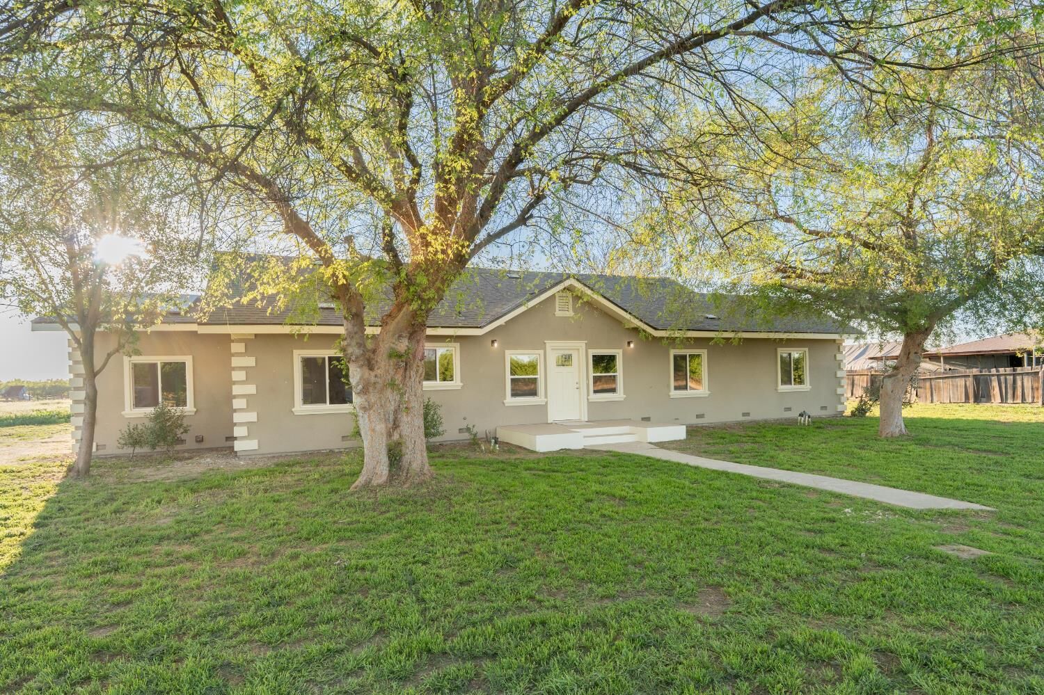 Property Photo:  7380 14th Avenue  CA 93230 