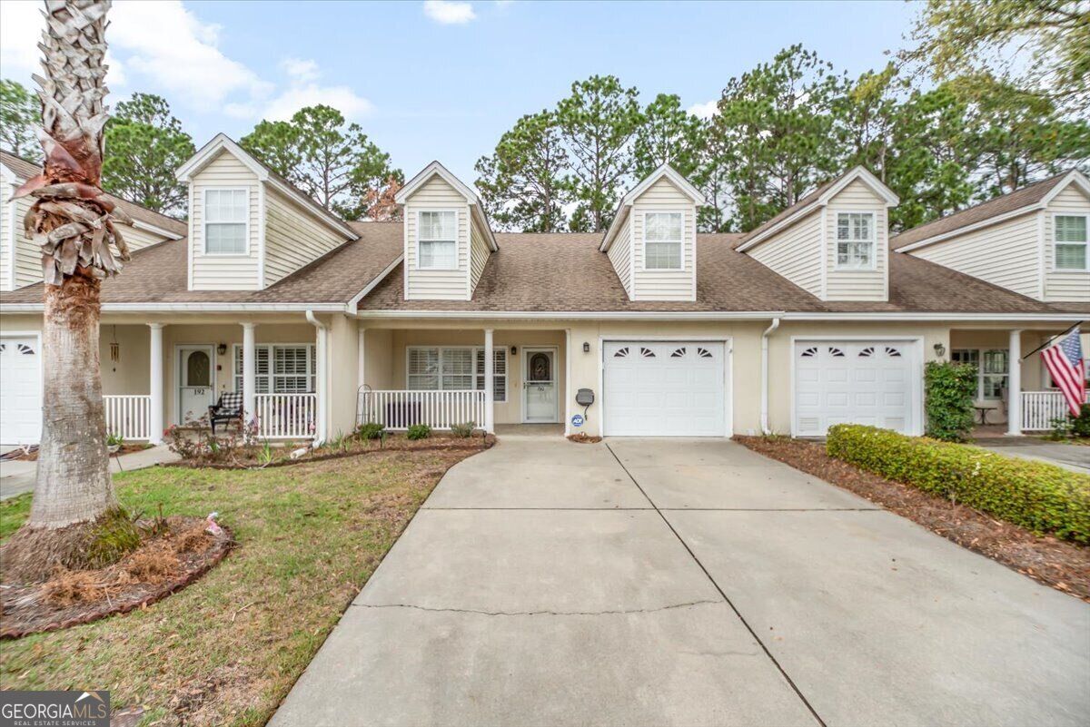 Property Photo:  190 Peppertree Crossing Avenue  GA 31525 