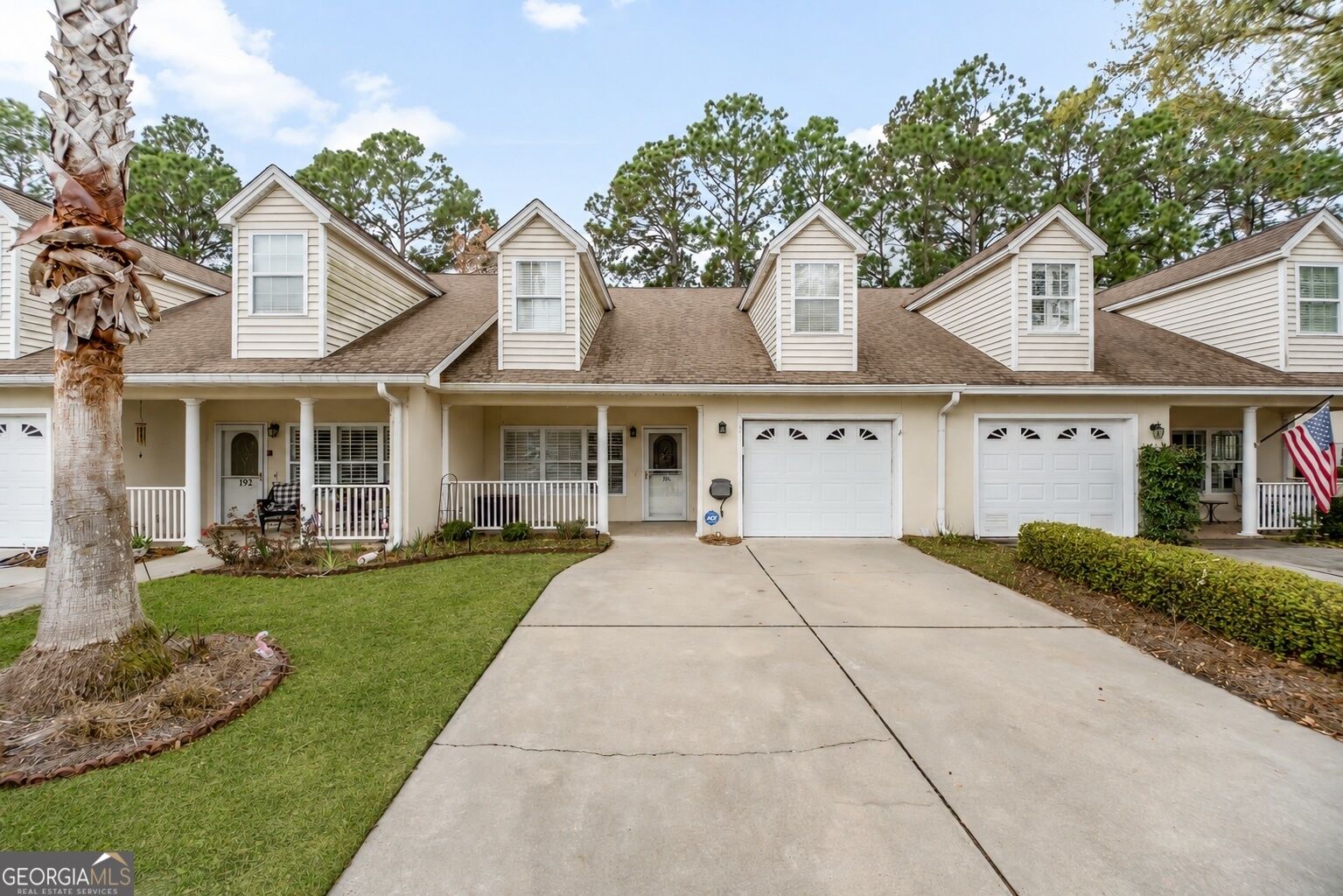Property Photo:  190 Peppertree Crossing Avenue  GA 31525 