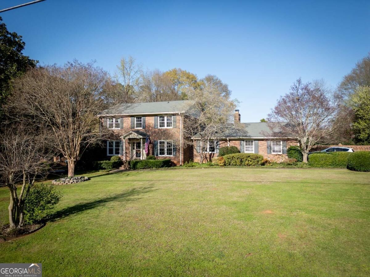 Property Photo:  335 Sandstone Drive  GA 30605 