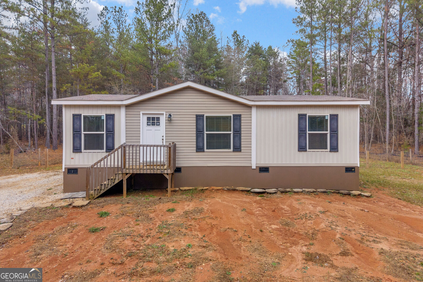 Property Photo: 473 Chandler Place Drive GA 30553