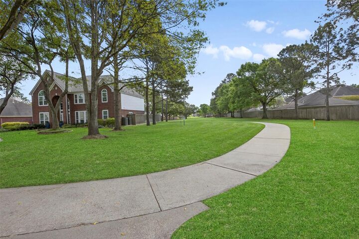 Property Photo: 4306 Autumn Mist Court TX 77450