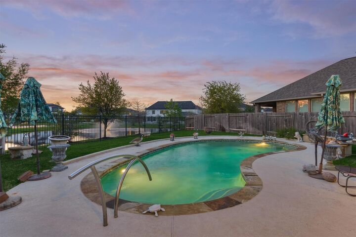 Property Photo:  7430 Kearney Hill Lane  TX 77389 