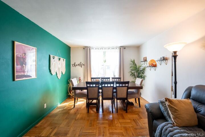 Property Photo:  1304 Midland Avenue C25  NY 10704 