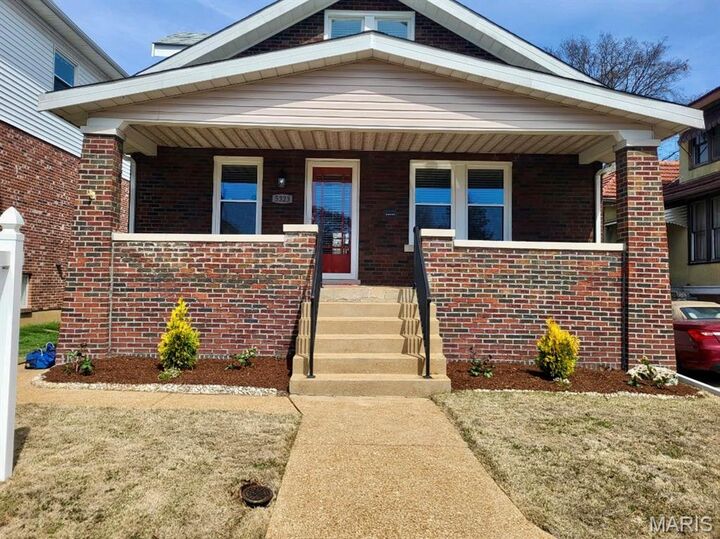 Property Photo:  5323 Bischoff Avenue  MO 63110 
