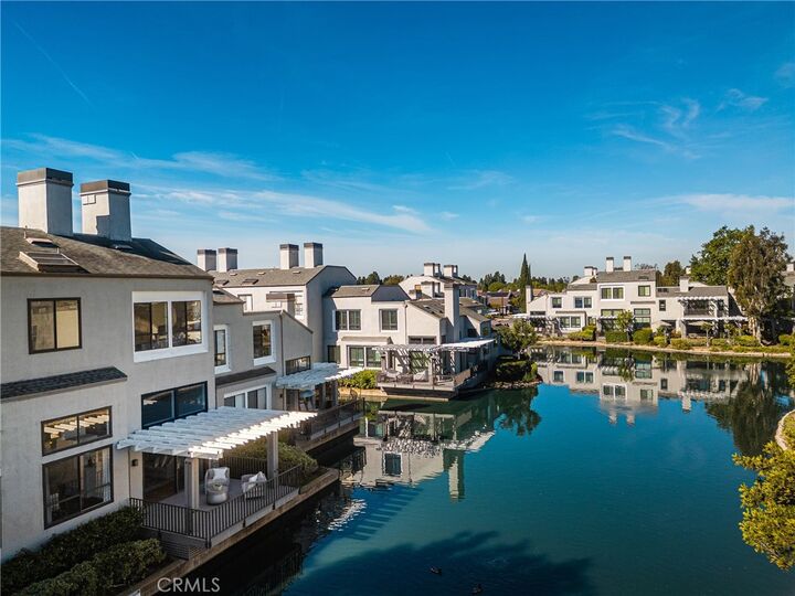 Property Photo: 30 Waterway 43 CA 92614