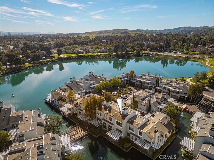Property Photo:  30 Waterway 43  CA 92614 
