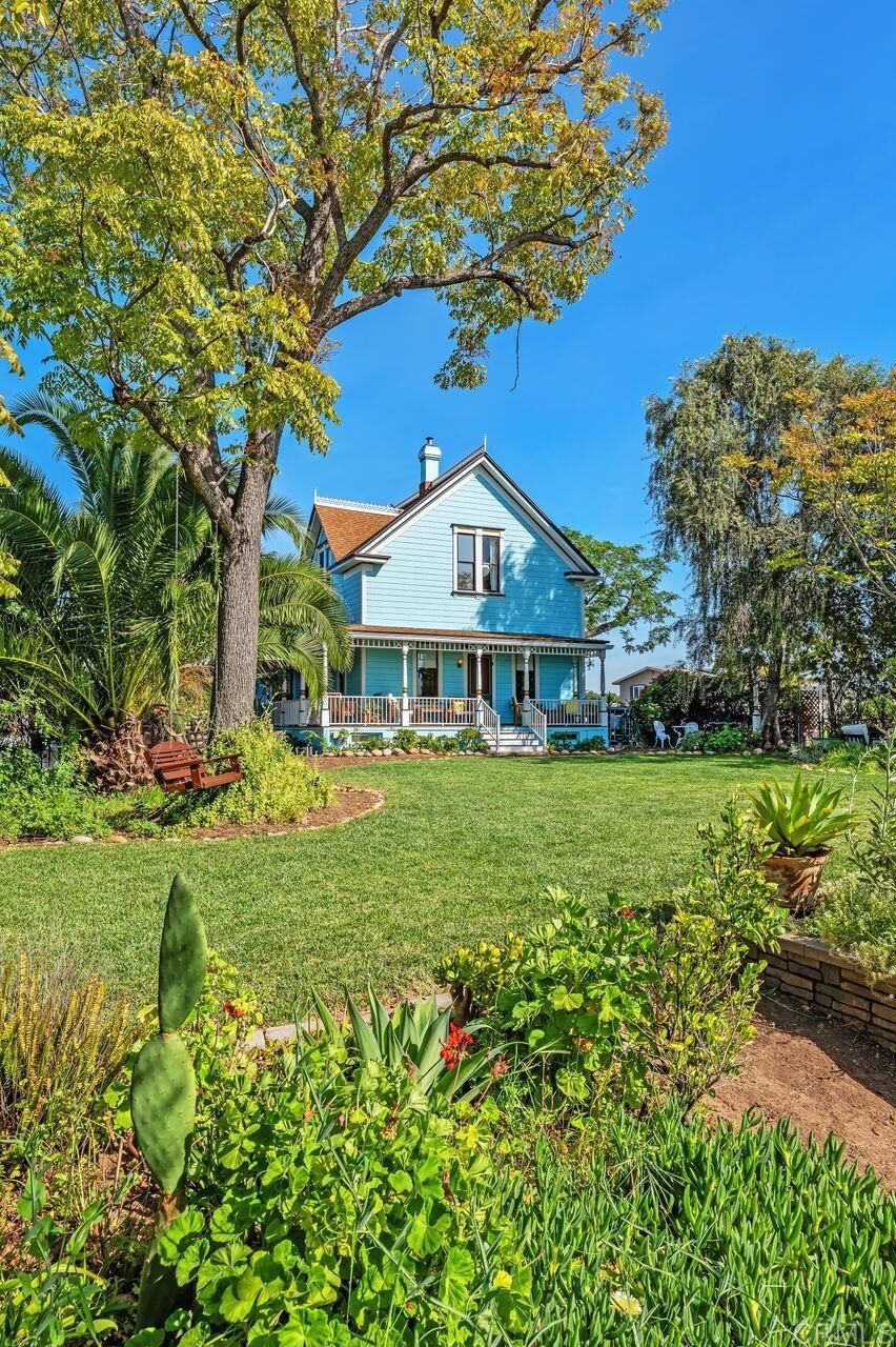 Property Photo:  2641 Massachusetts Ave  CA 91945 