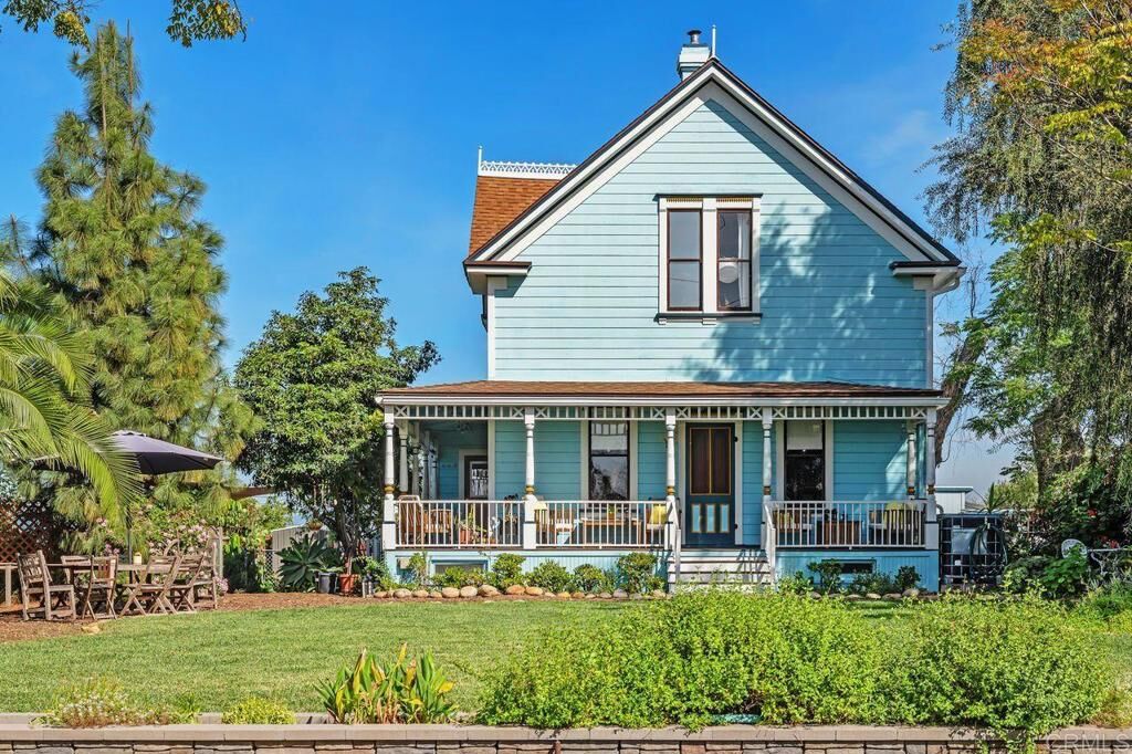 Property Photo: 2641 Massachusetts Ave CA 91945