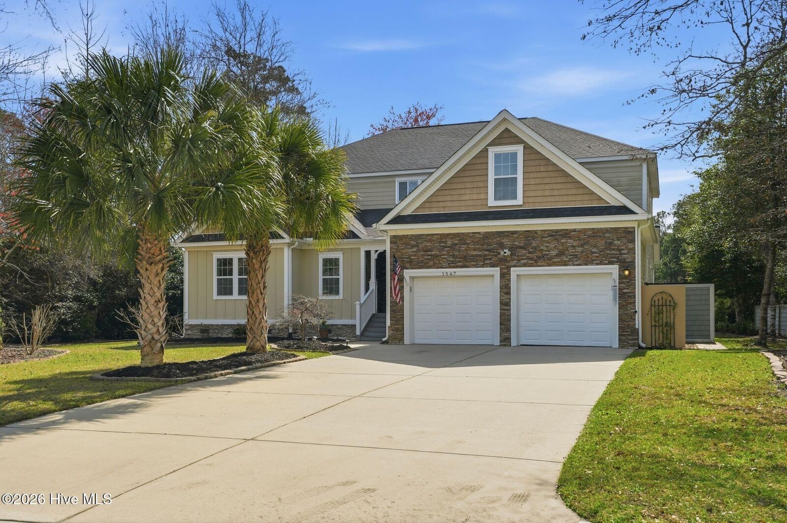 Property Photo: 1567 Colonist Square SW NC 28469
