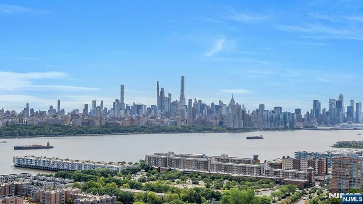 Property Photo:  320 Adolphus Avenue 1009  NJ 07010 