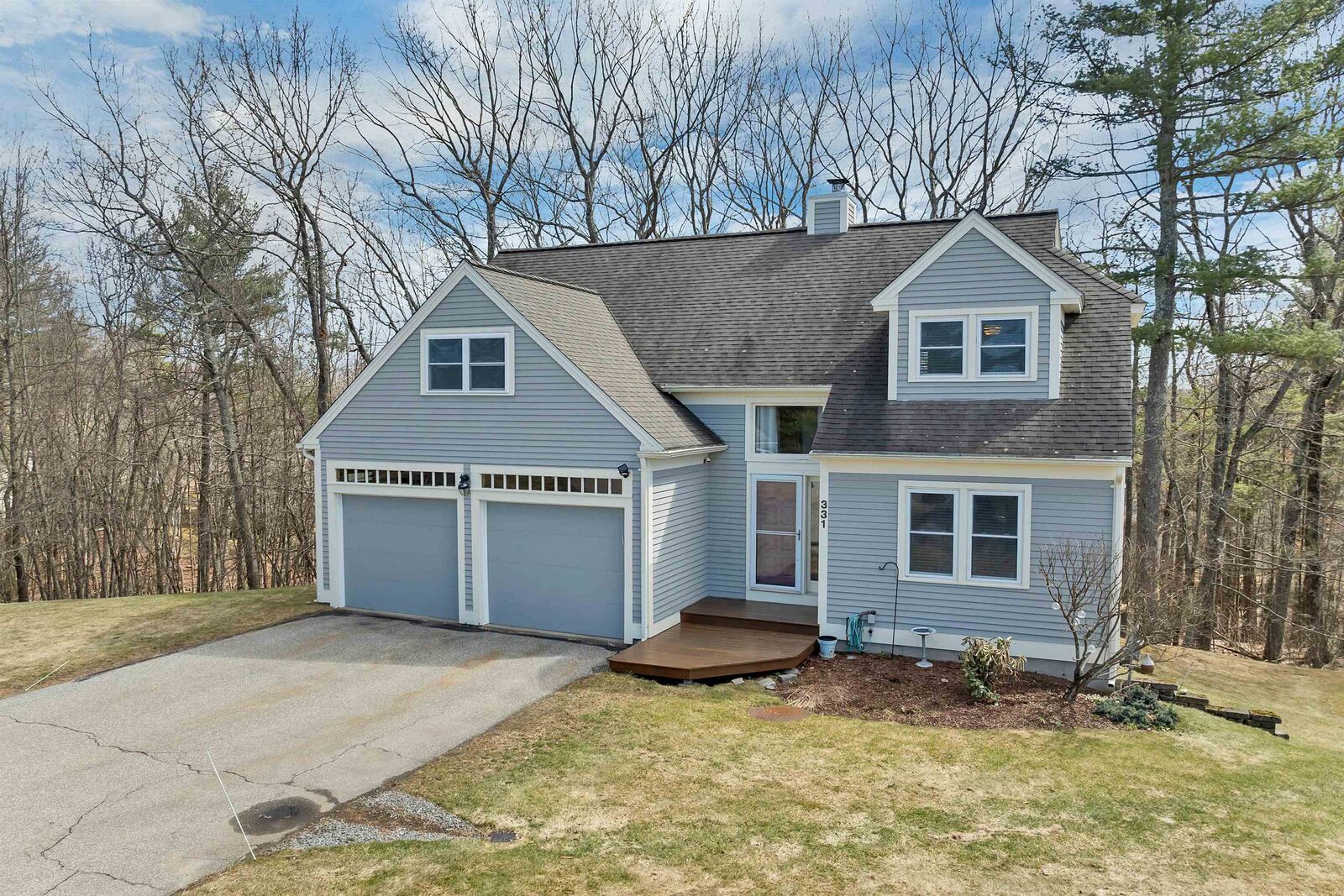 Property Photo:  331 Fox Run Road  NH 03051 