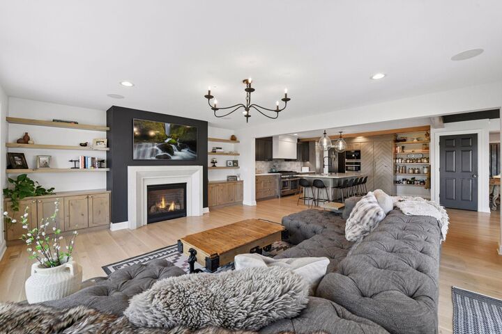 Property Photo:  3141 Fairchild Avenue  MN 55391 