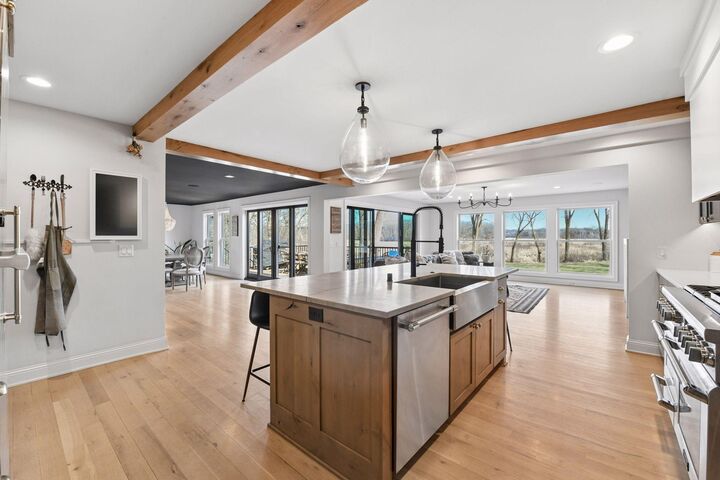 Property Photo:  3141 Fairchild Avenue  MN 55391 