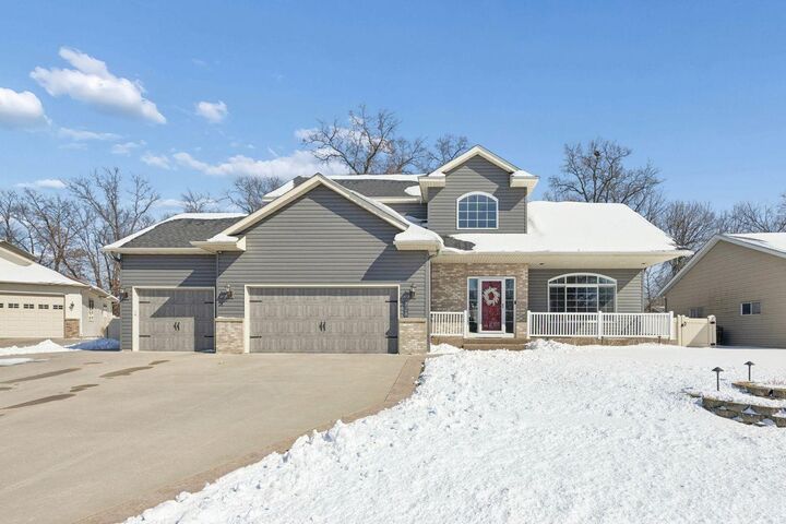 Property Photo:  828 Wollak Way  MN 56379 