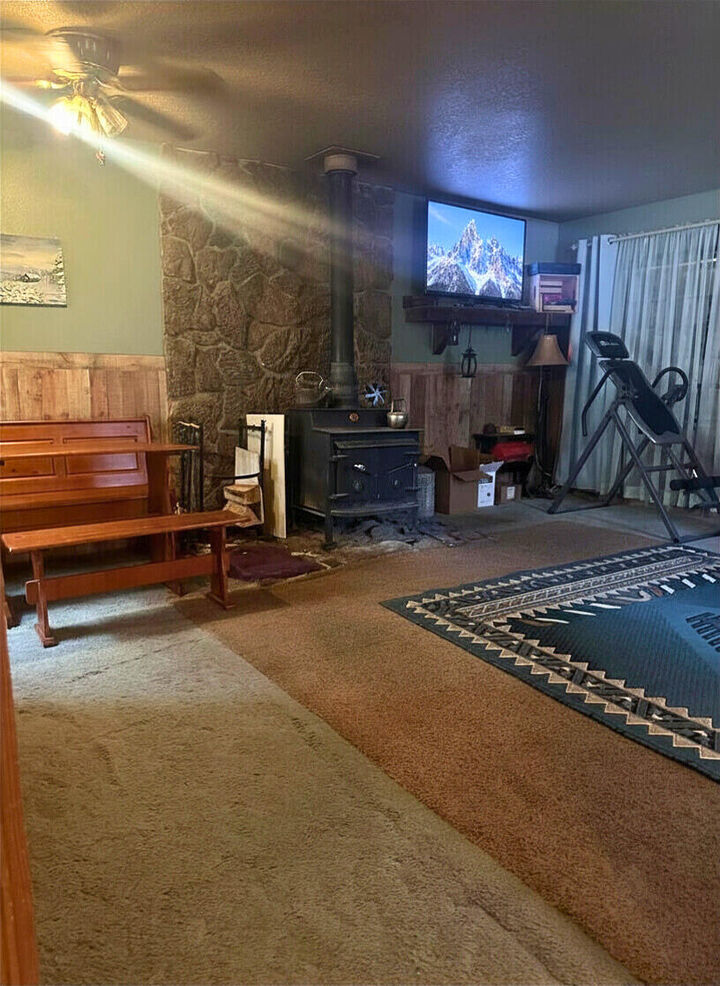 Property Photo: 6792 SE Juniper Canyon Road OR 97754