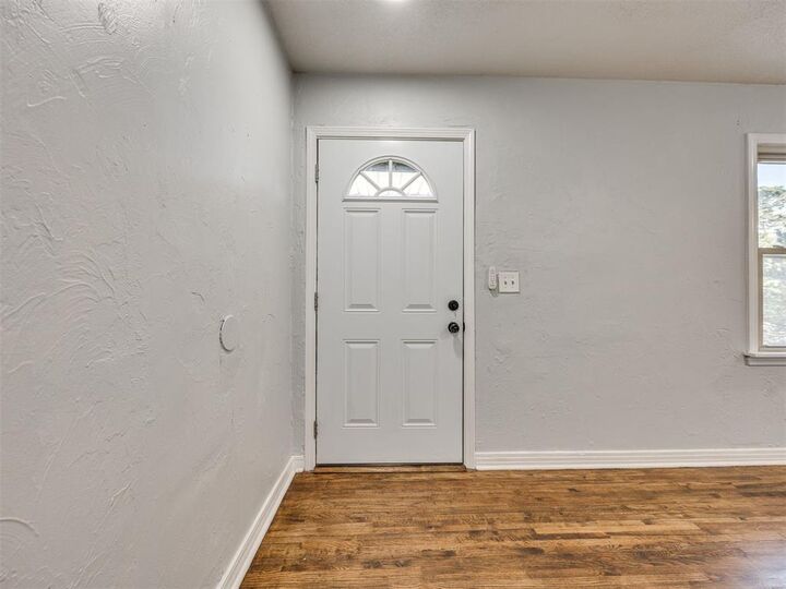 Property Photo:  5802 NW 24th Street  OK 73127 