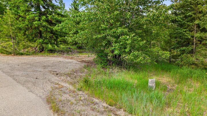 Photo de la propriété:  701 Raven Hill Road  BC V0H 1V6 