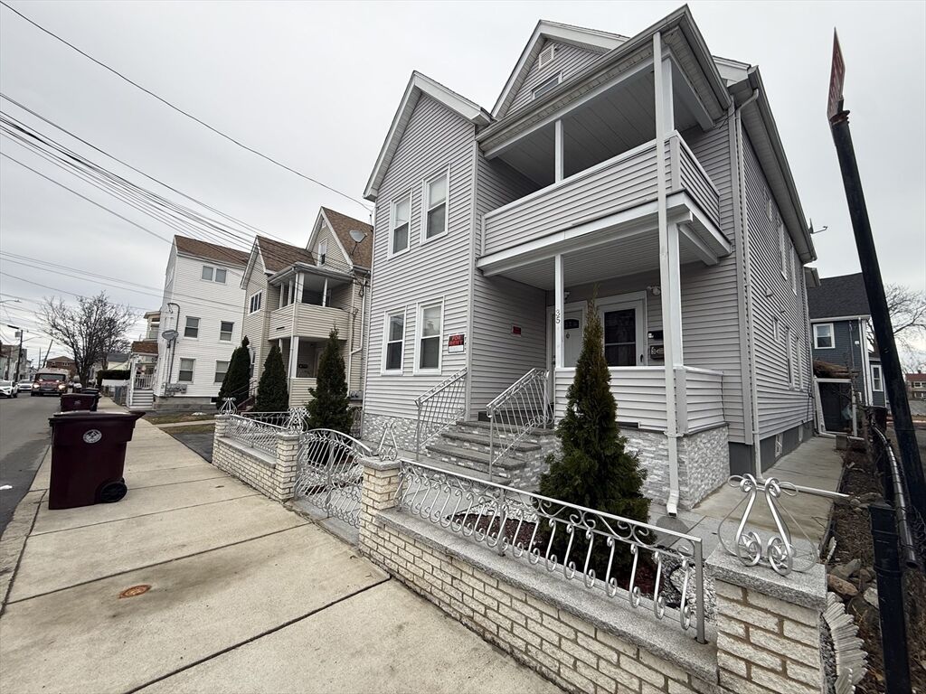 Property Photo:  35 Highland Ave 1  MA 02149 
