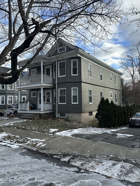 Property Photo:  9 Station Rd. 2  MA 01970 