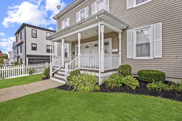 Property Photo:  28 Robbins St 2  MA 02453 