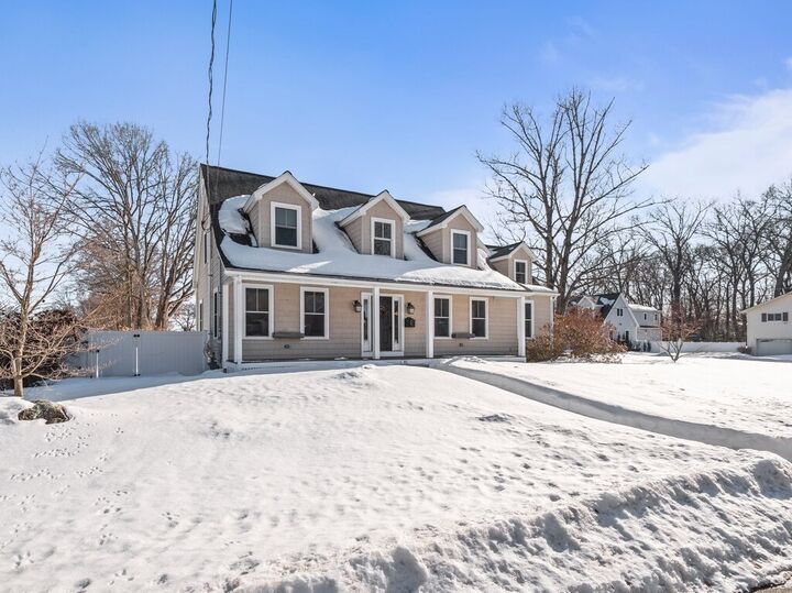 Property Photo: 81 Longmeadow Dr MA 01852