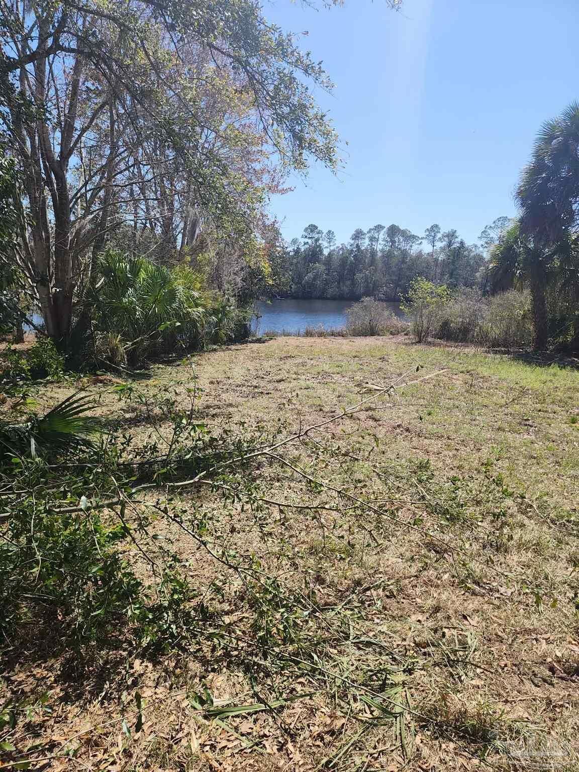 Property Photo: 0 Munson Hwy FL 32570