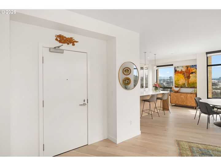 Property Photo:  2351 NW Westover Rd #702  OR 97210 