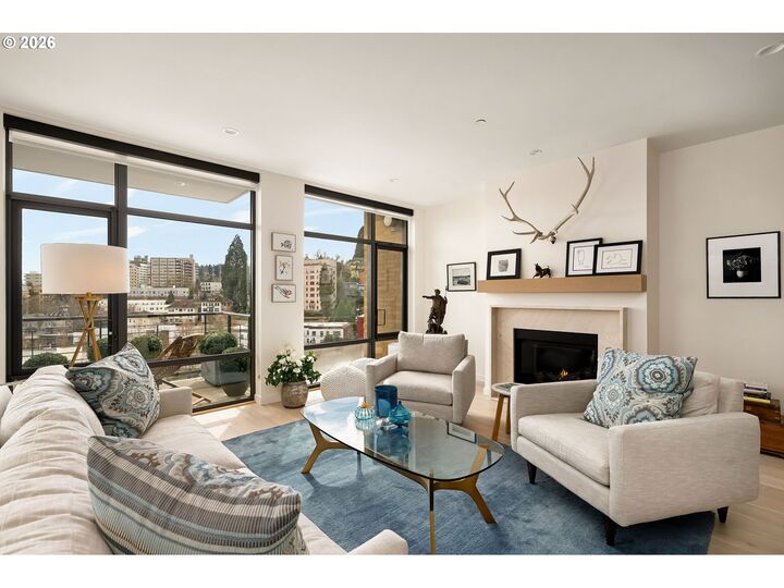 Property Photo: 2351 NW Westover Rd #702 OR 97210