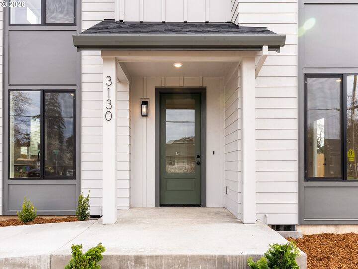 Property Photo:  3138 NE 72nd Ave  OR 97213 