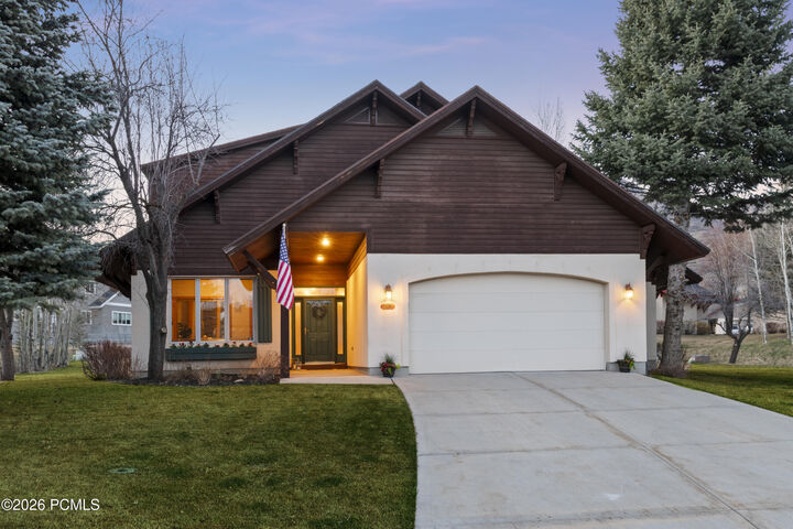 Property Photo:  92 W Village Court  UT 84049 