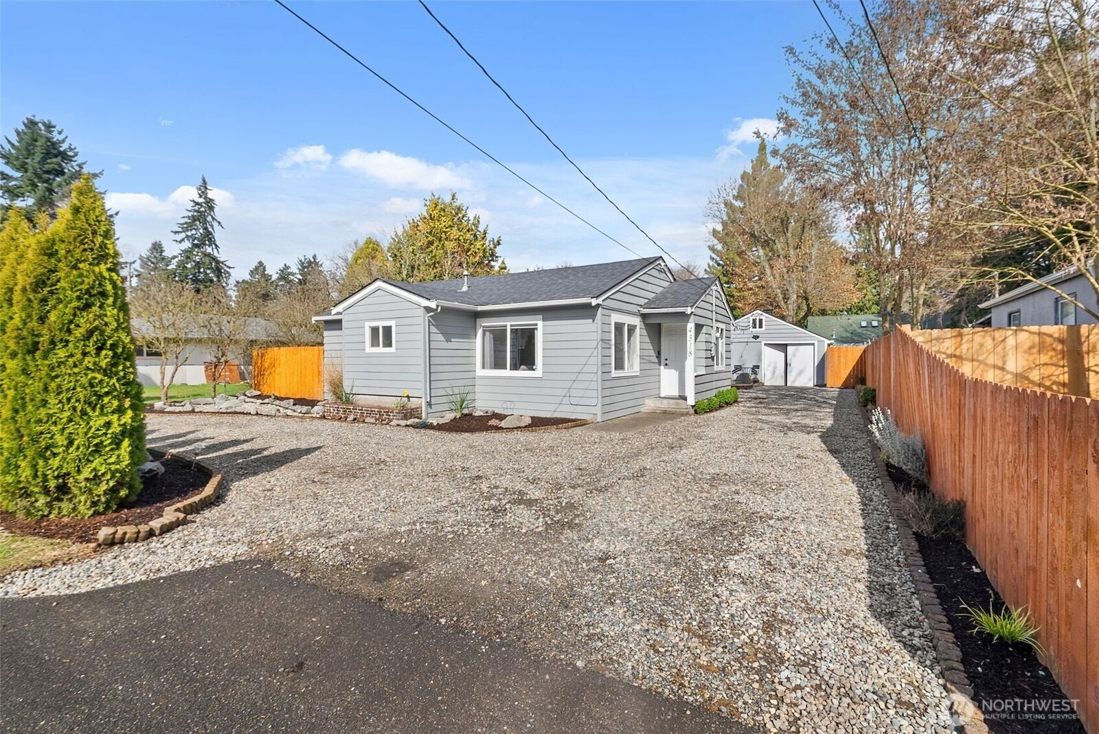Property Photo:  4318  14th Avenue SE  WA 98503 