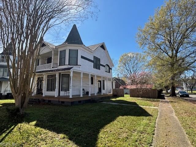 Property Photo: 202 Broad St VA 23707