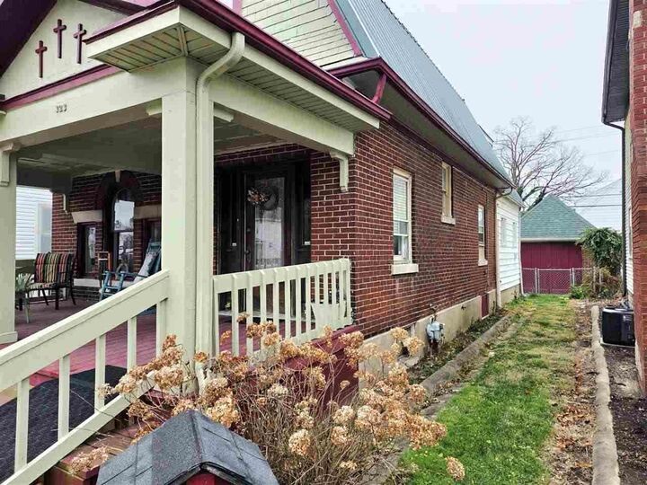 Property Photo:  323 W Main Street  IN 47374 