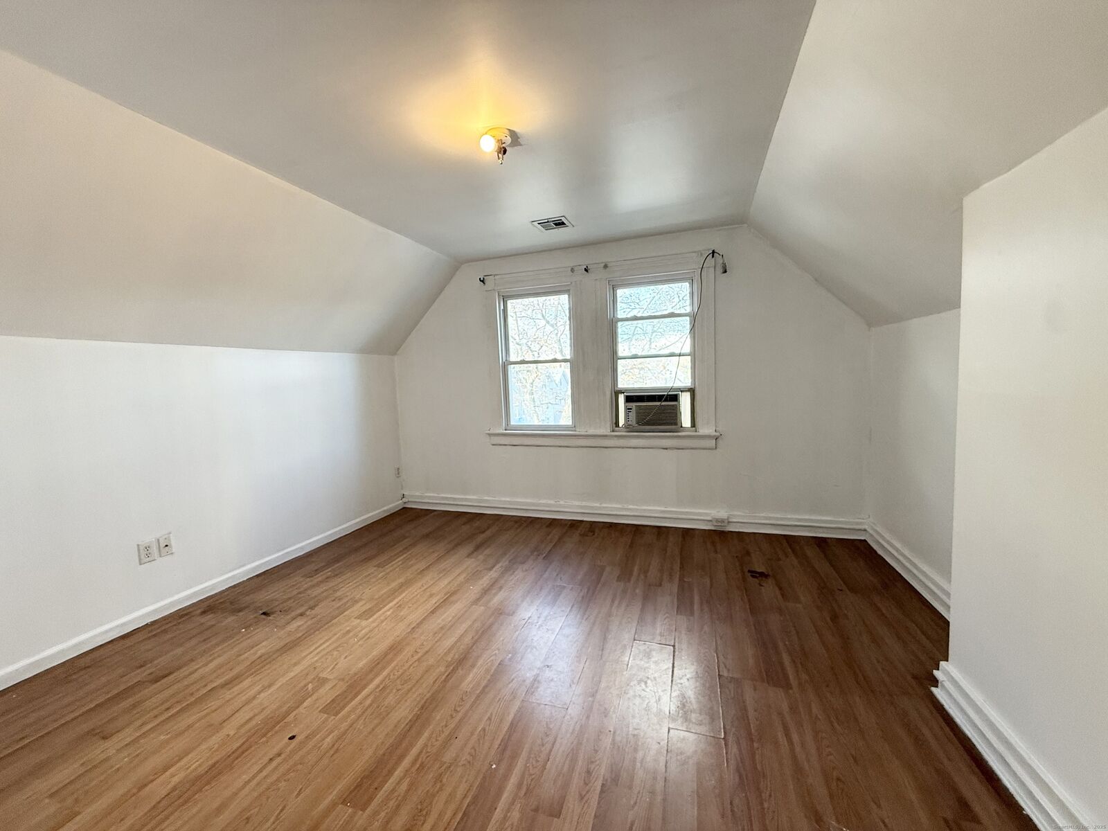 Property Photo:  342 Exchange Street  CT 06513 